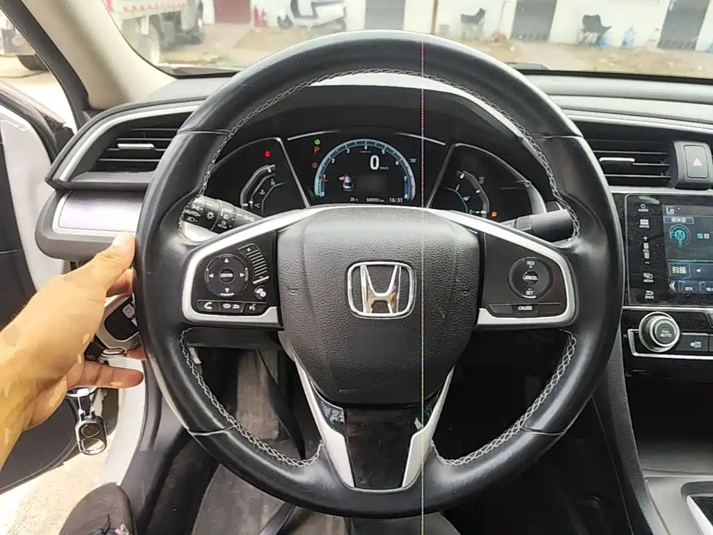 Honda Civic 2017 — фото 11