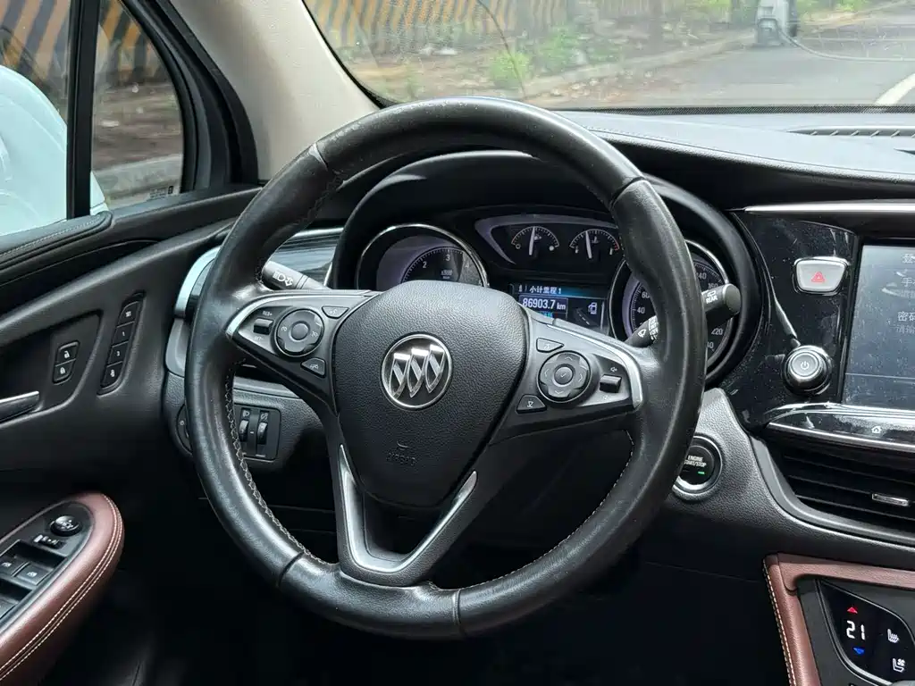 Buick Envision Plus 2020 — фото 11