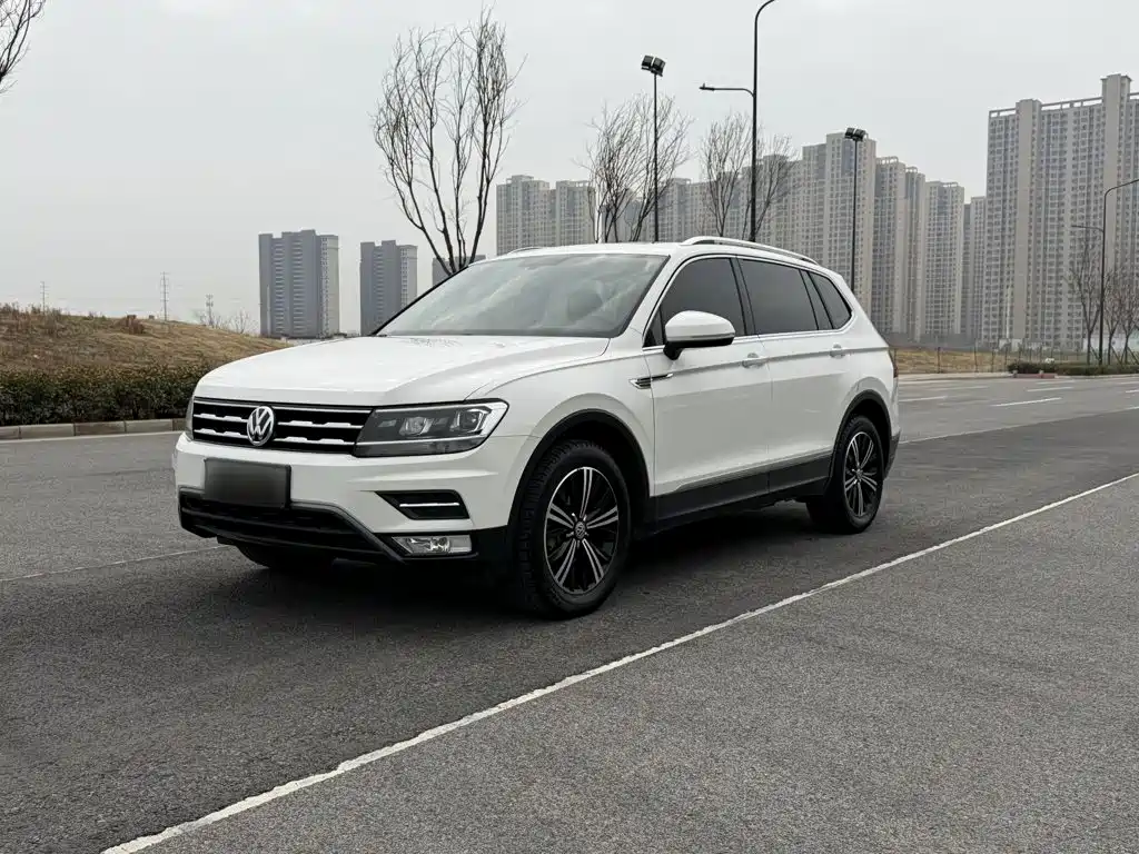 Volkswagen Tiguan L 2020