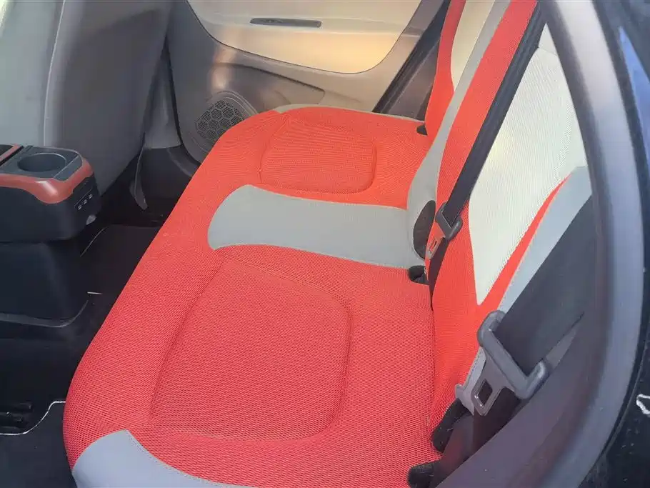 Renault Captur 2017 — фото 11