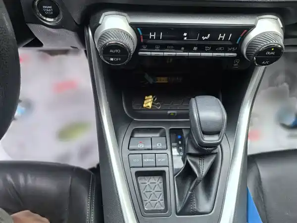 Toyota RAV4 2023