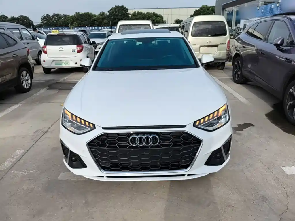 Audi A4L 2021