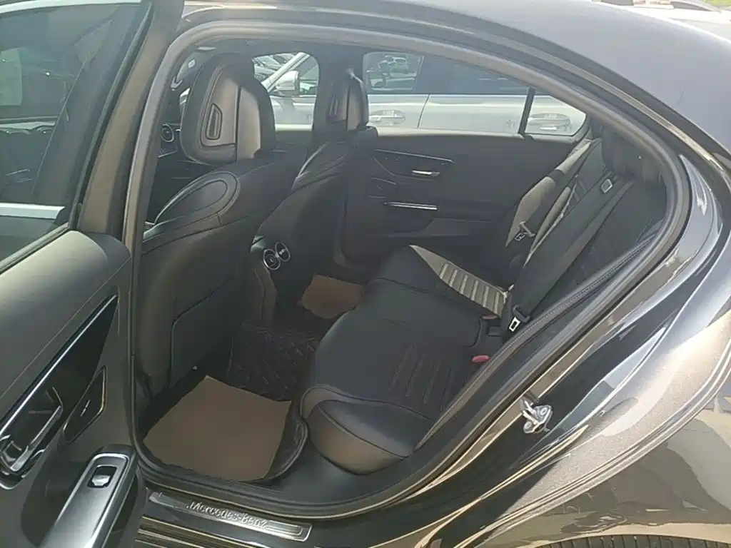Mercedes-Benz C-Class 2022 — фото 13