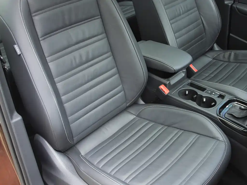 Volkswagen Touran 2017 — фото 16