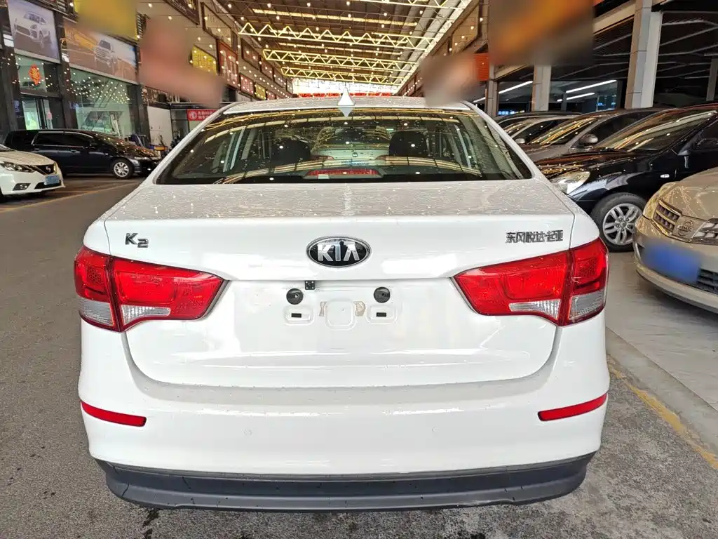 Kia K2 2015