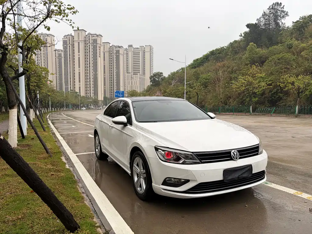 Volkswagen Lamando 2016