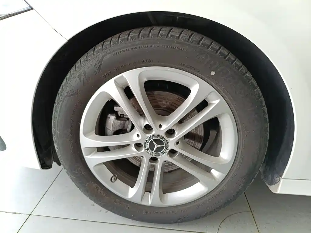 Mercedes-Benz A-Class 2024 — фото 23