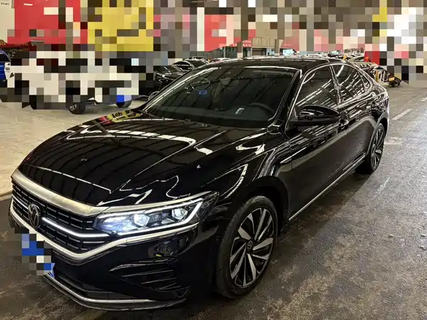 Volkswagen Passat 2024