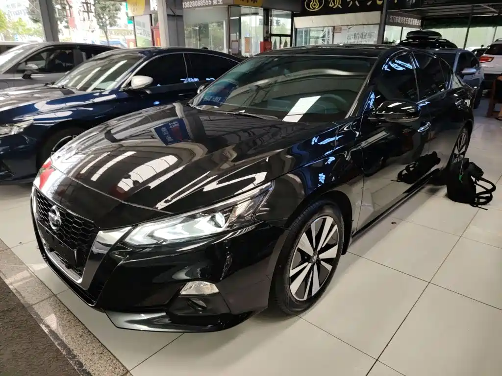 Nissan Teana 2023