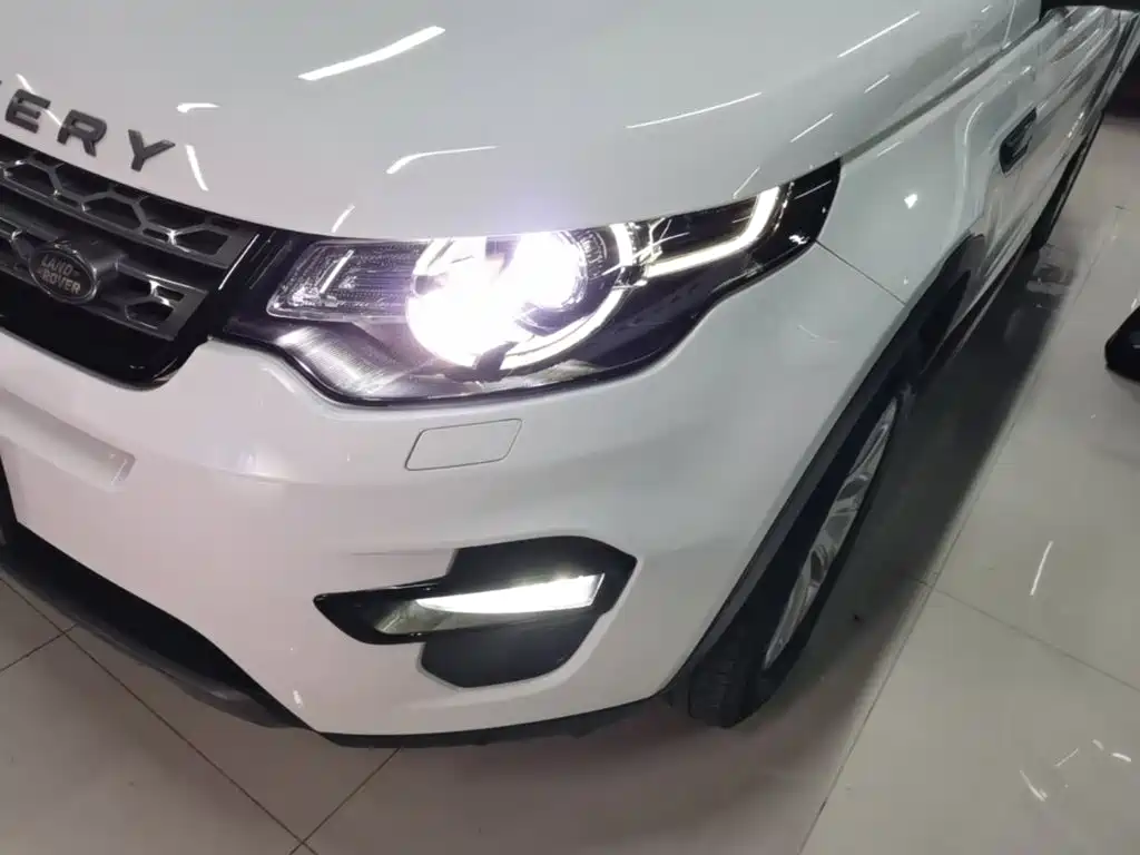 Land Rover Discovery Sport 2016 — фото 18