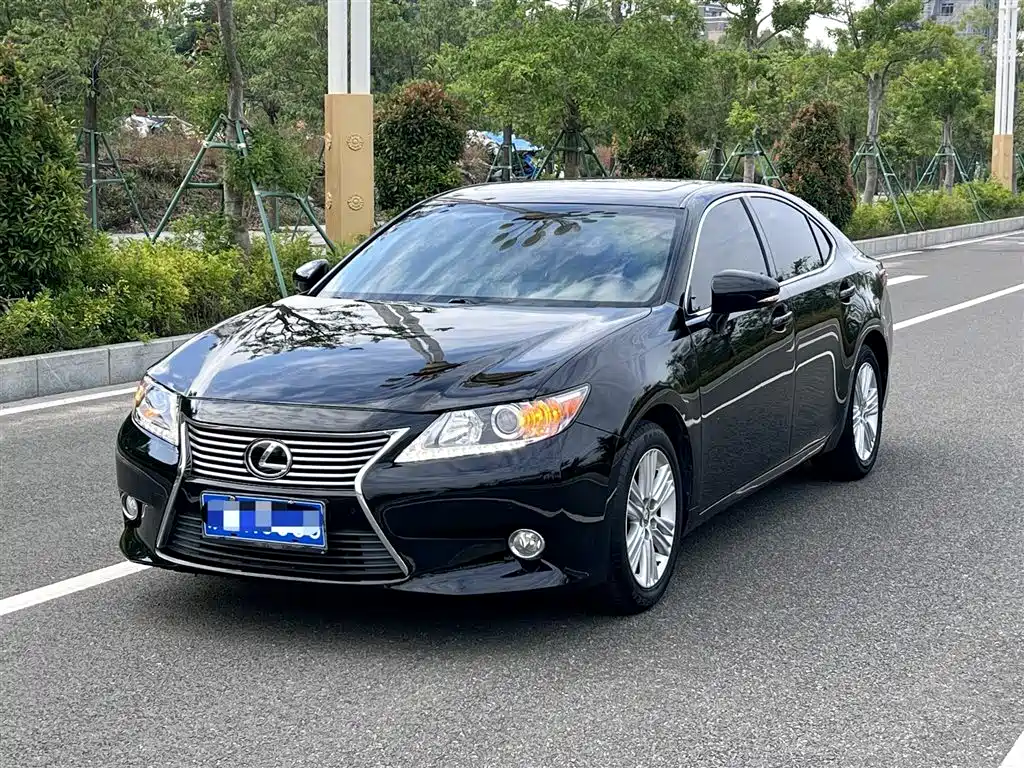 Lexus ES 2014