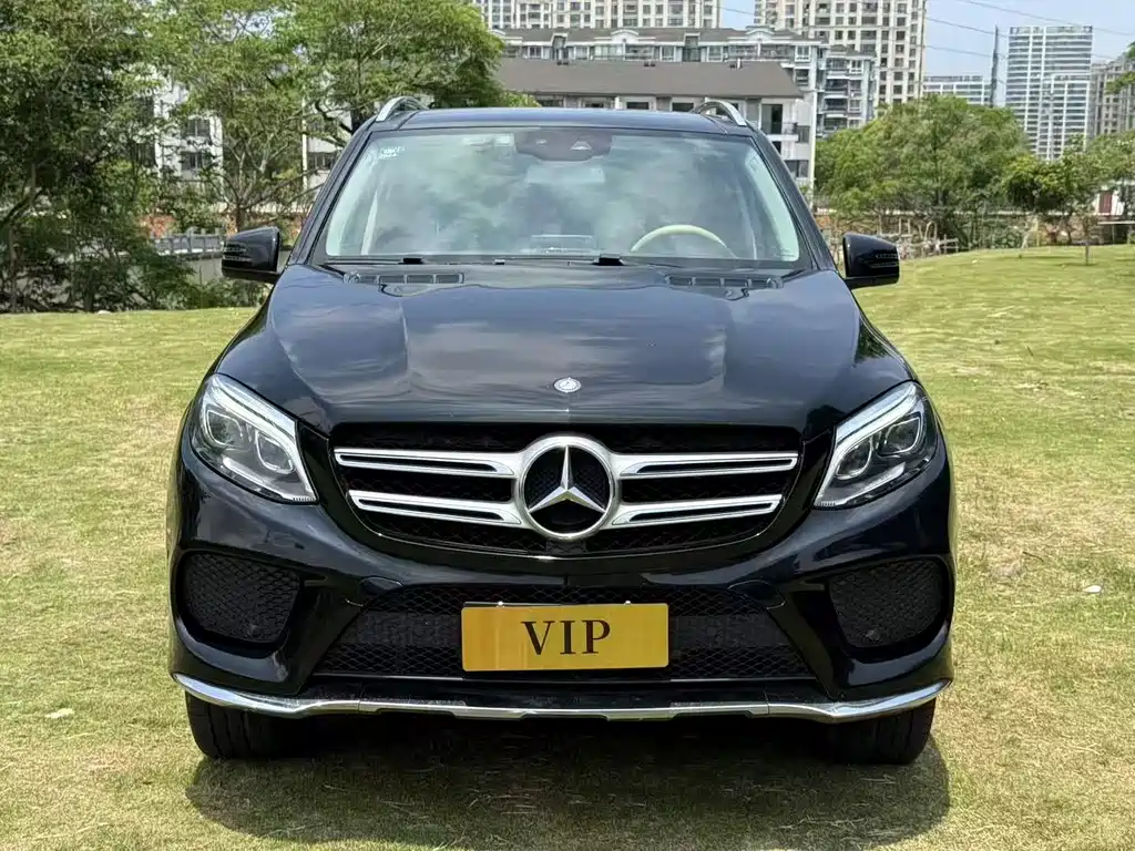 Mercedes-Benz GLE 2016