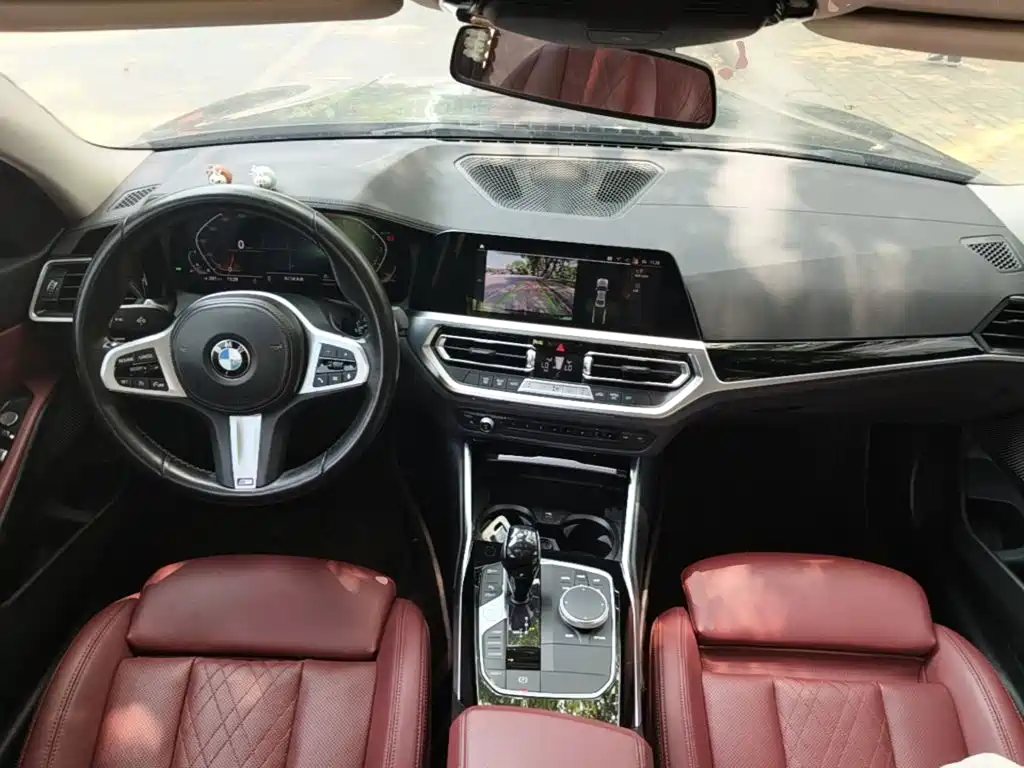 BMW 3 Series 2022 — фото 10