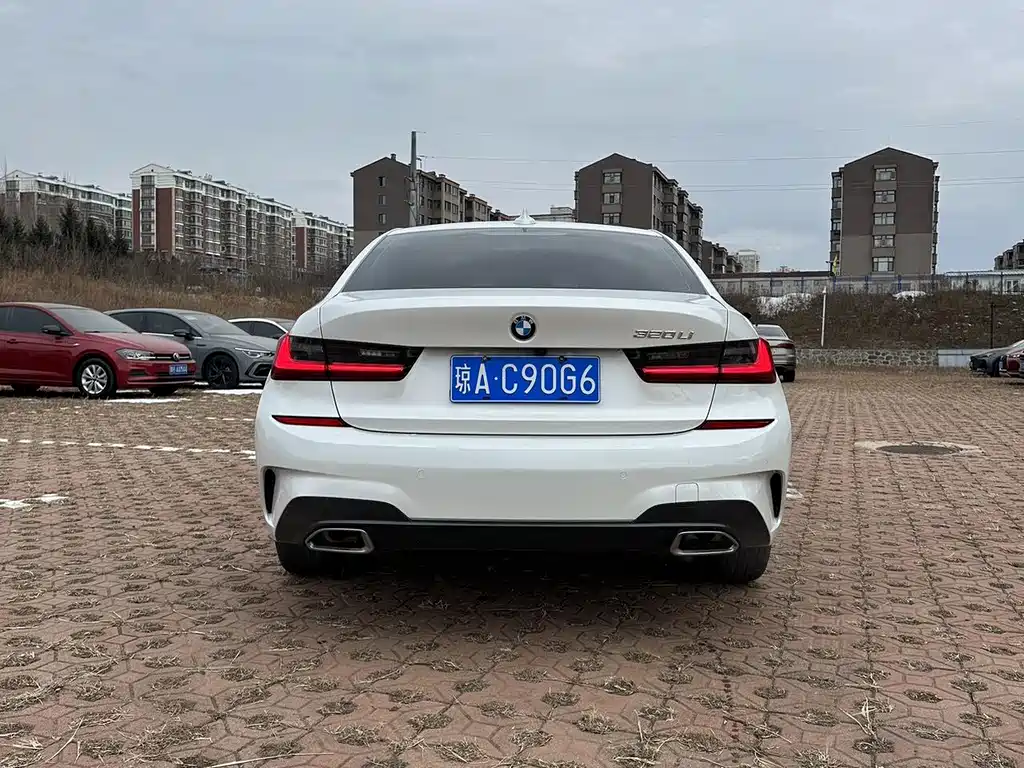 BMW 3 Series 2022