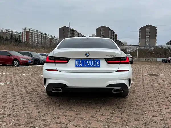 BMW 3 Series 2022