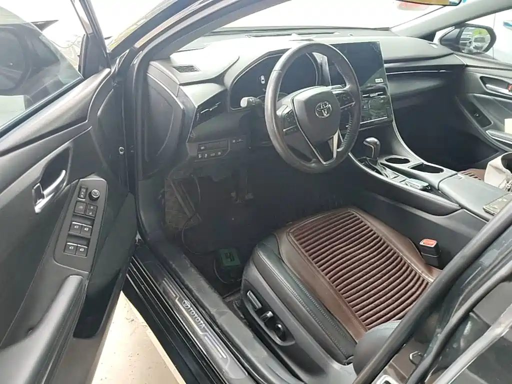 Toyota Avalon 2023 — фото 12