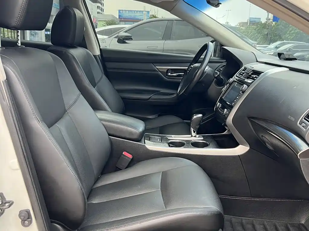 Nissan Teana 2015 — фото 11