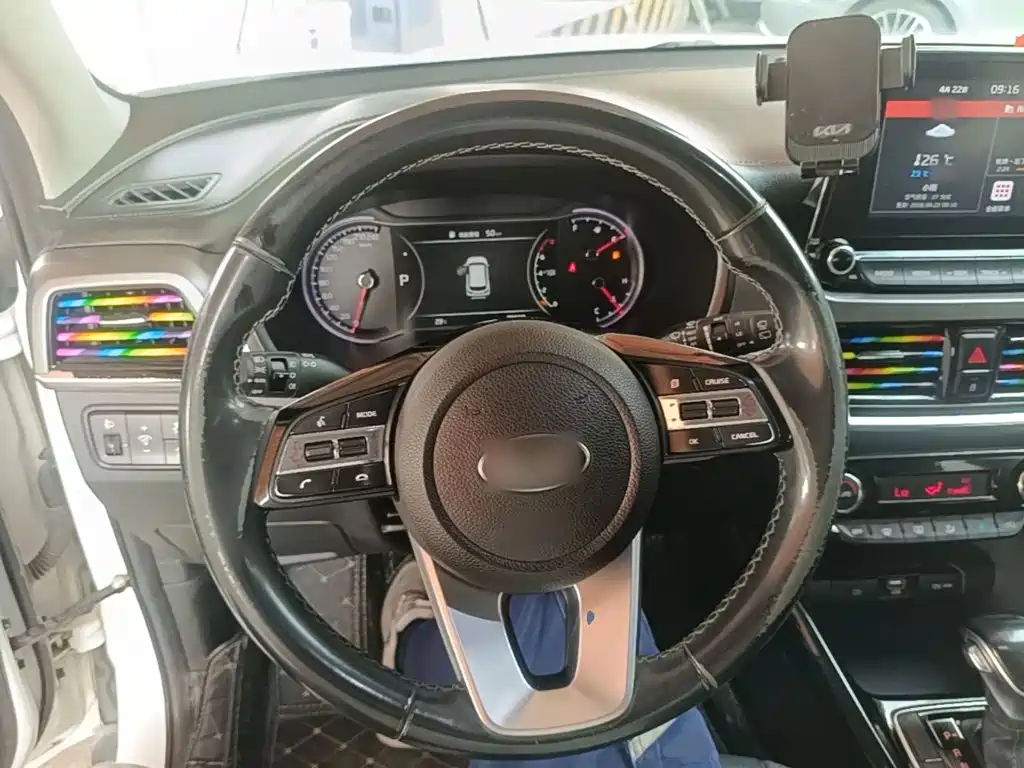 Kia Sportage 2020 — фото 11