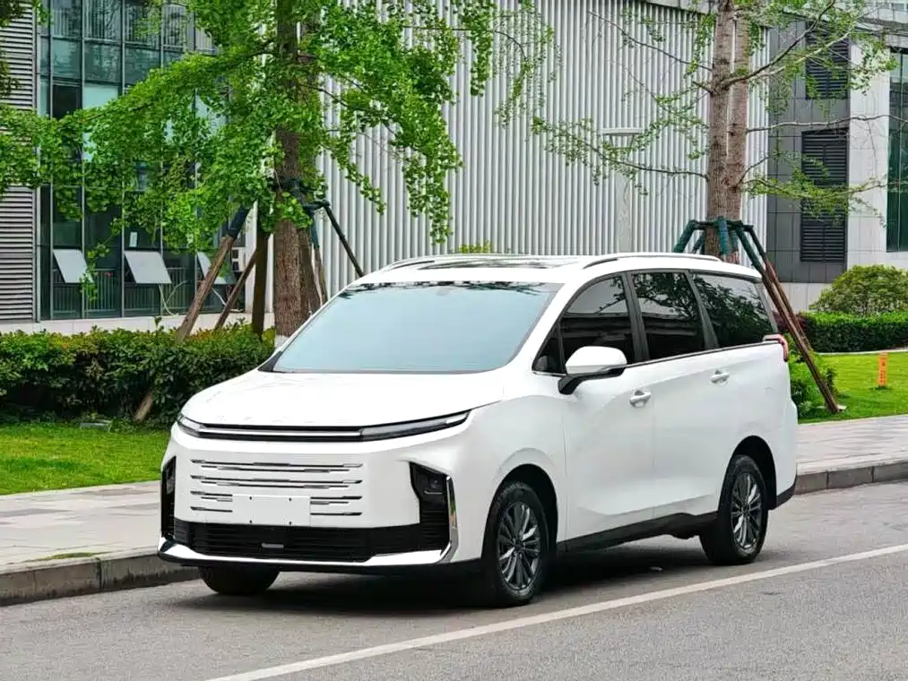 Maxus G50 PHEV 2025