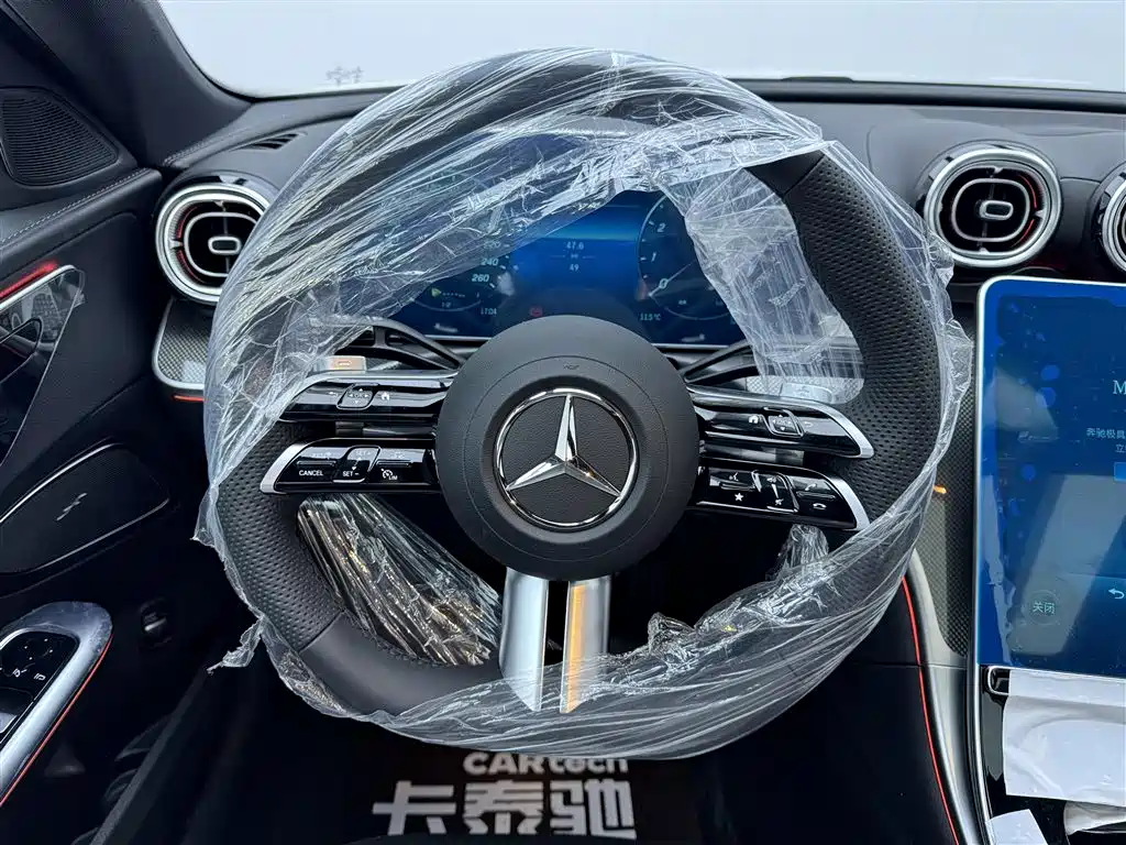 Mercedes-Benz C-Class 2024 — фото 15