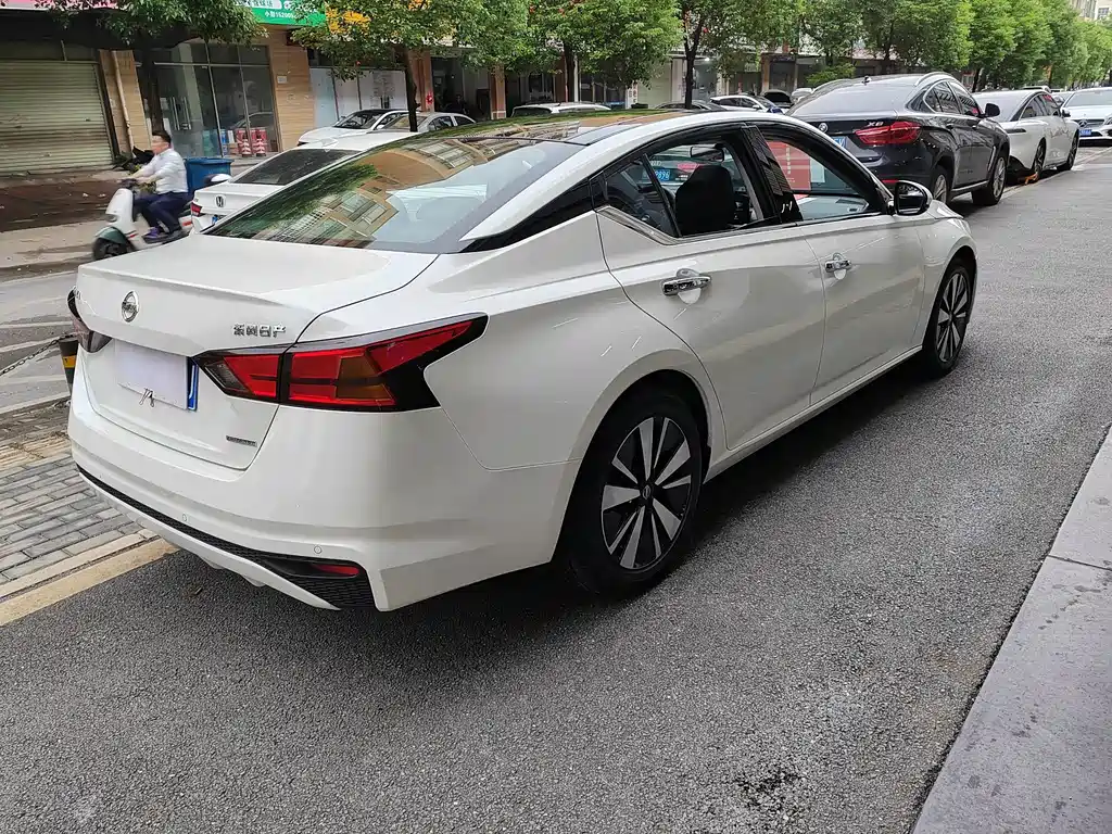 Nissan Teana 2021