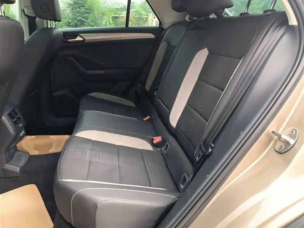 Volkswagen T-Roc 2019 — фото 17