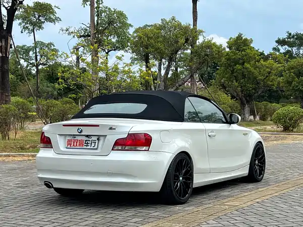 BMW 1 Series 2011