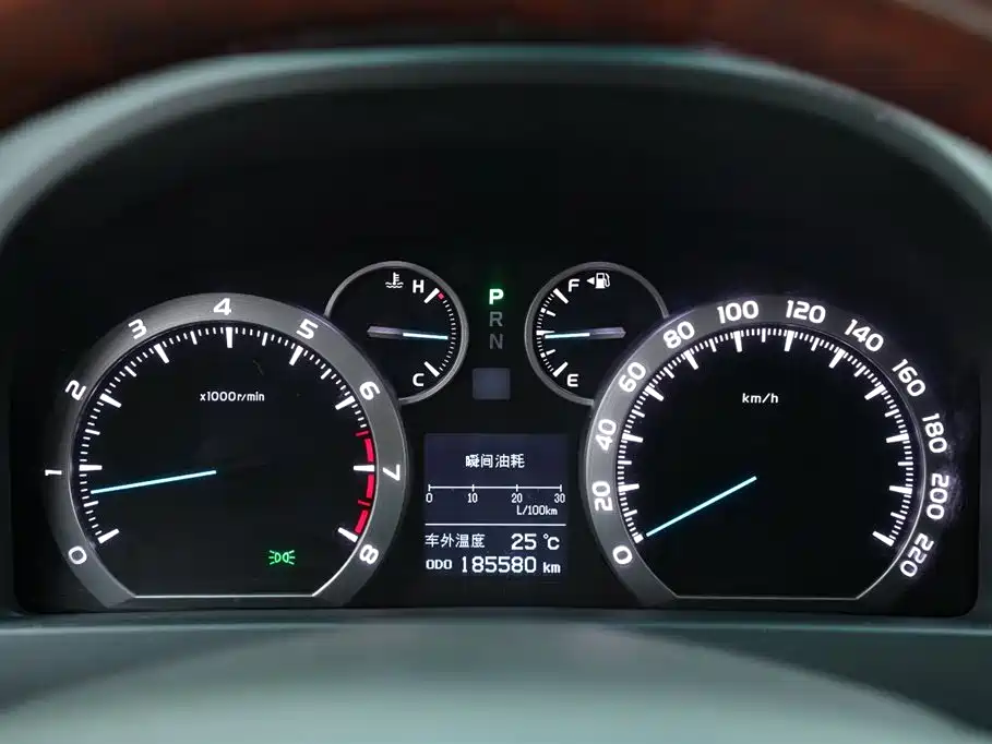 Toyota Alphard 2010 — фото 32