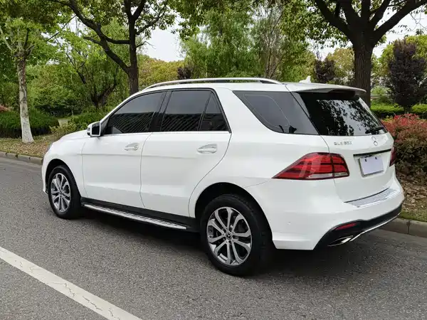 Mercedes-Benz GLE 2017