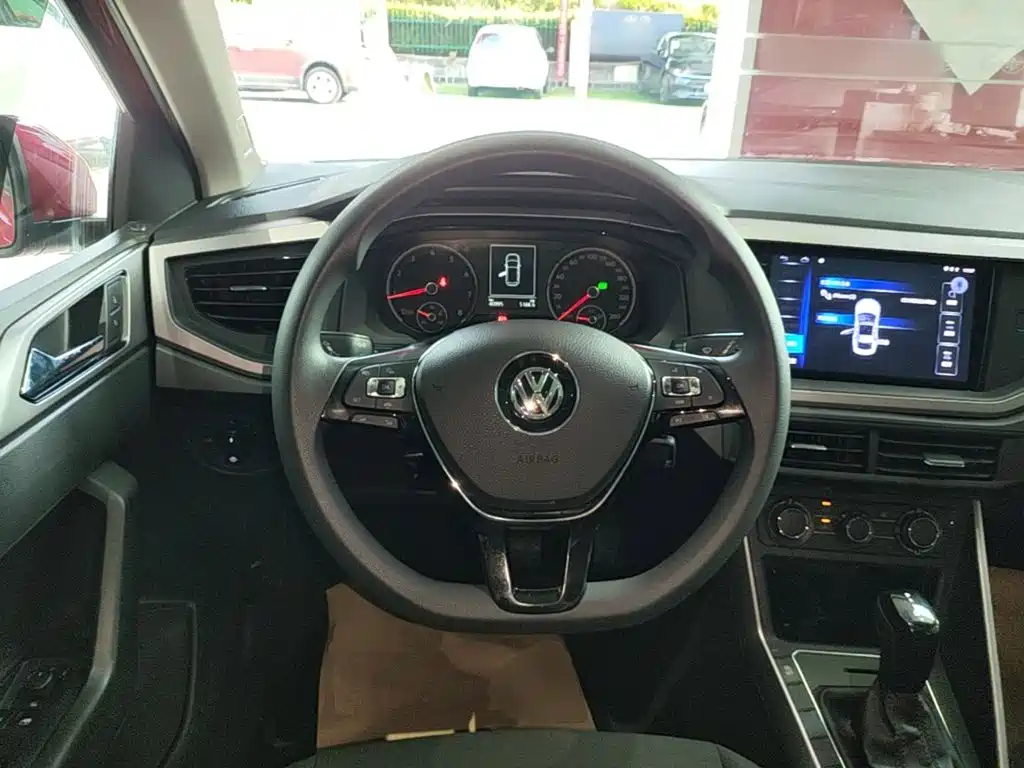 Volkswagen Polo 2019 — фото 11