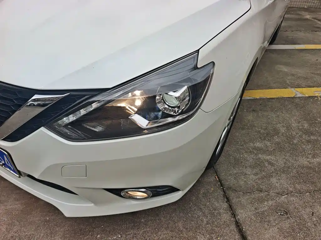 Nissan Sylphy 2018 — фото 18