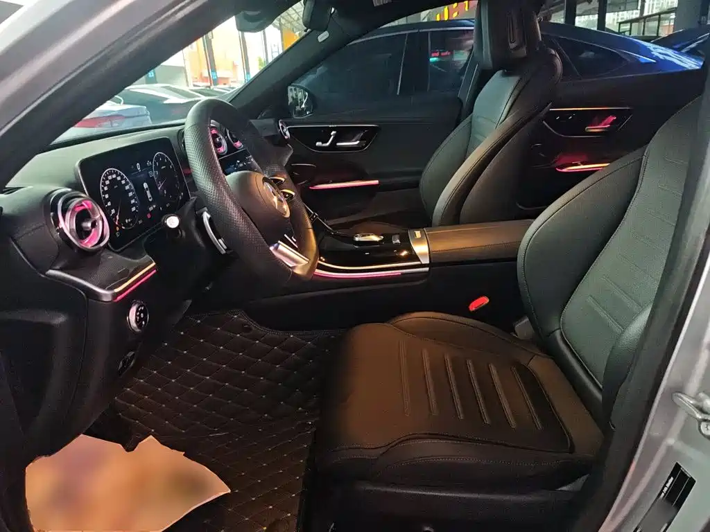 Mercedes-Benz C-Class 2023