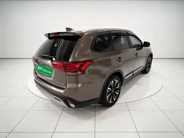 Mitsubishi Outlander 2018