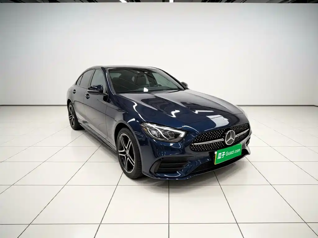 Mercedes-Benz C-Class 2025