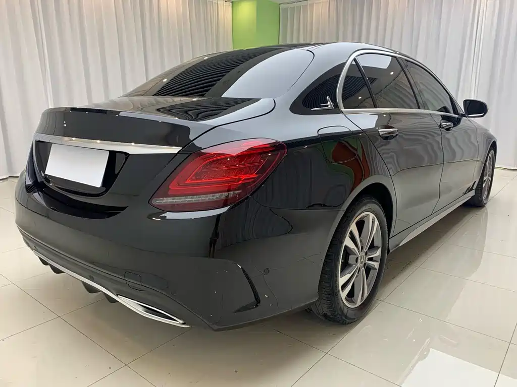 Mercedes-Benz C-Class 2020