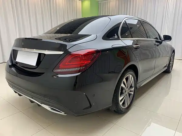 Mercedes-Benz C-Class 2020