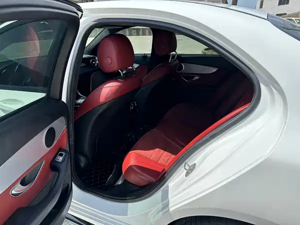 Mercedes-Benz C-Class 2019