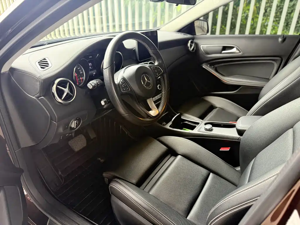 Mercedes-Benz GLA 2018 — фото 7