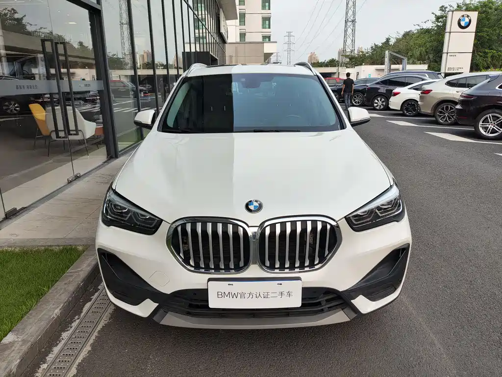 BMW X1 2022 — фото 5