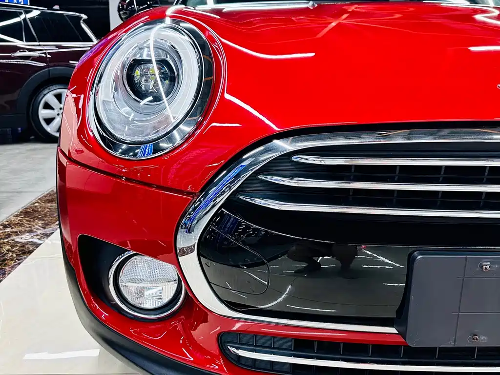 MINI Clubman 2018 — фото 9