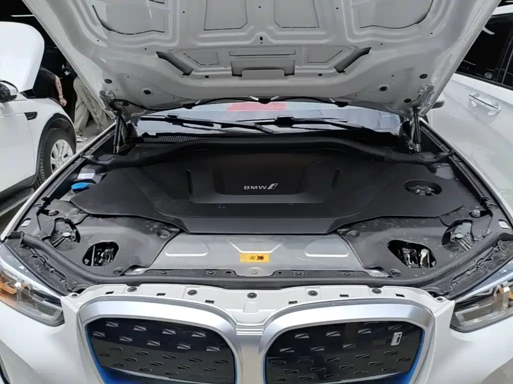 BMW iX3 2022 — фото 20
