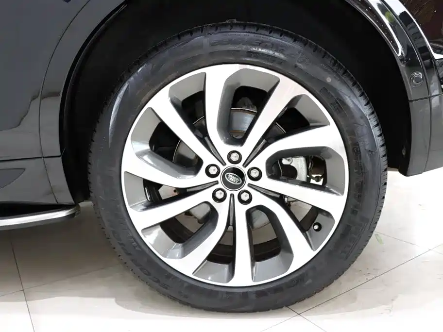 Land Rover Discovery Sport 2022 — фото 20
