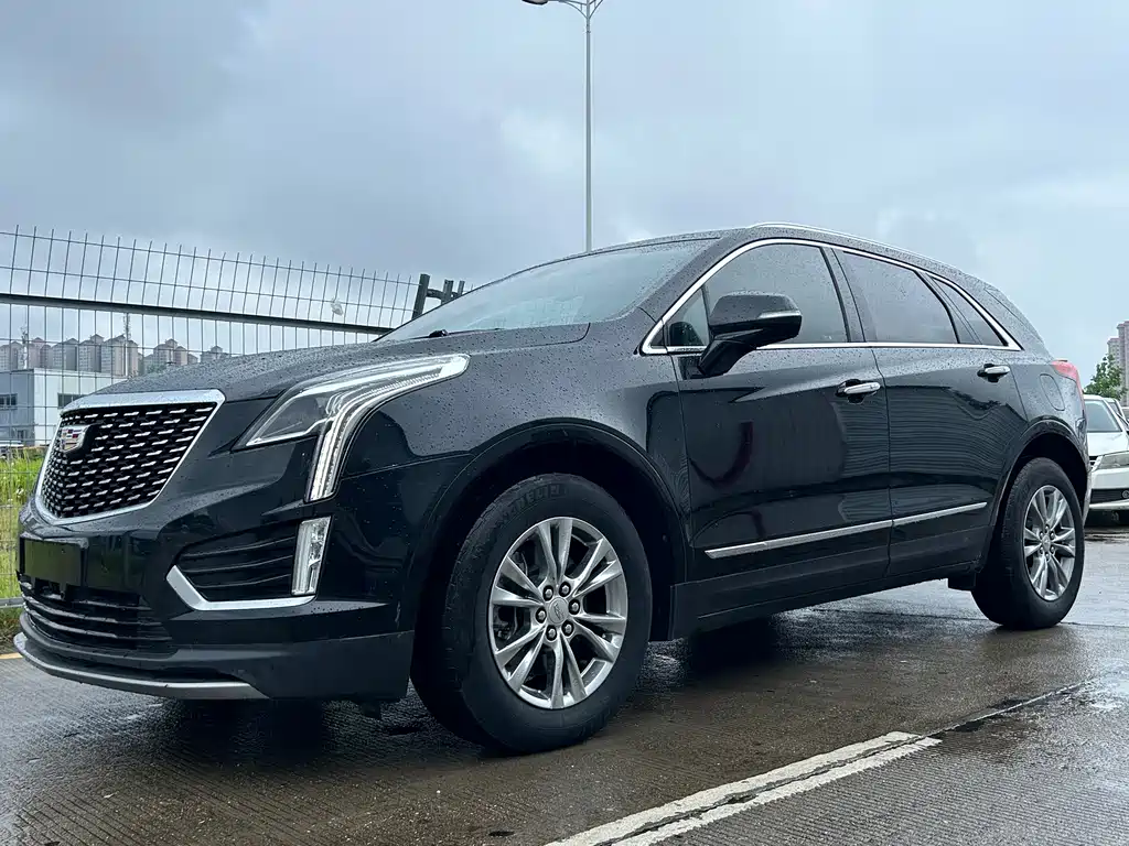 Cadillac XT5 2022 — фото 2