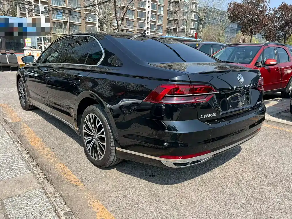 Volkswagen Phideon 2017 — фото 8