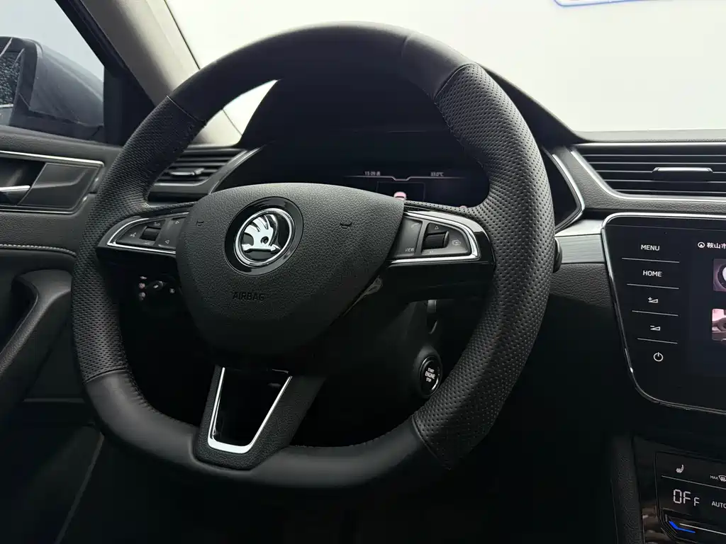 Skoda Superb 2024 — фото 14