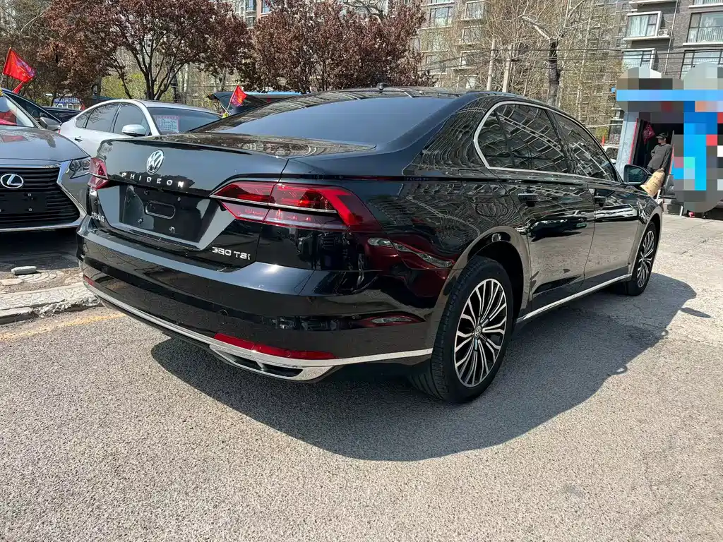 Volkswagen Phideon 2017 — фото 9