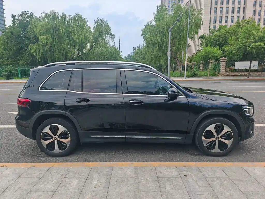 Mercedes-Benz GLB 2022 — фото 4