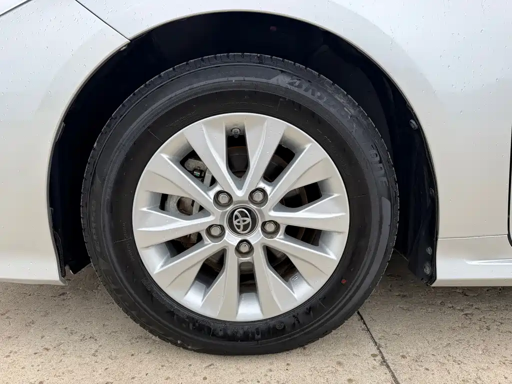 Toyota Corolla 2022 — фото 16