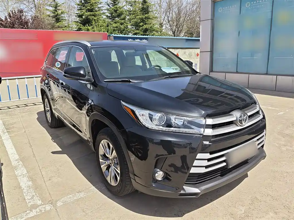 Toyota Highlander 2018 — фото 4