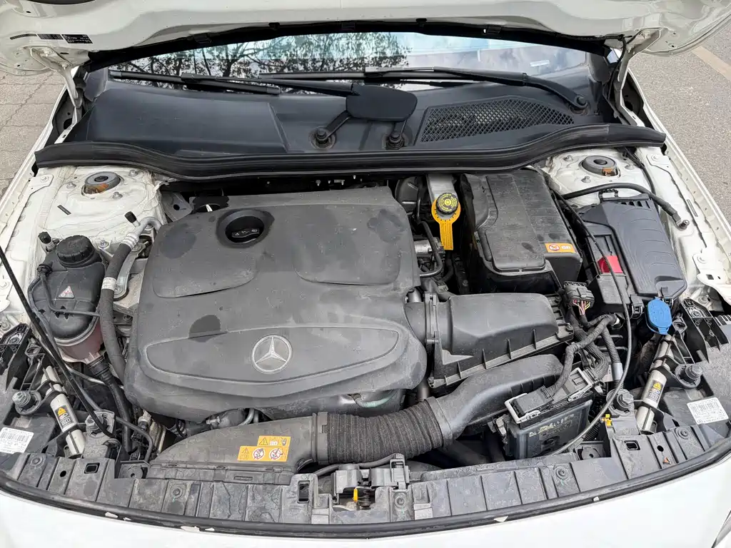 Mercedes-Benz GLA 2016 — фото 13